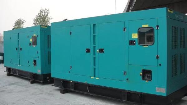 烟台二手康明斯400kw大型柴油发电机组